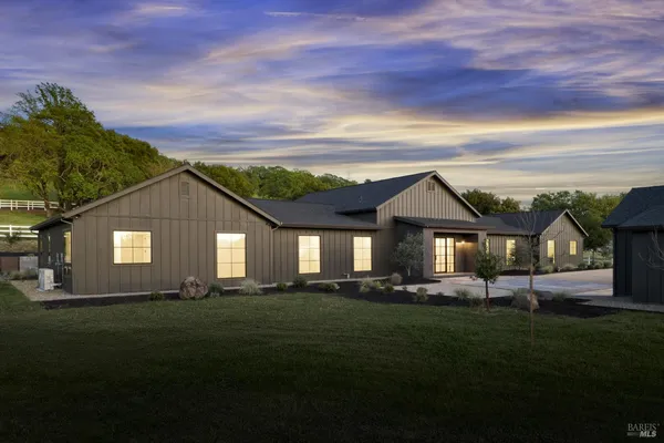 $3,875,000 | 208 Ursuline Road, Santa Rosa, CA 95403