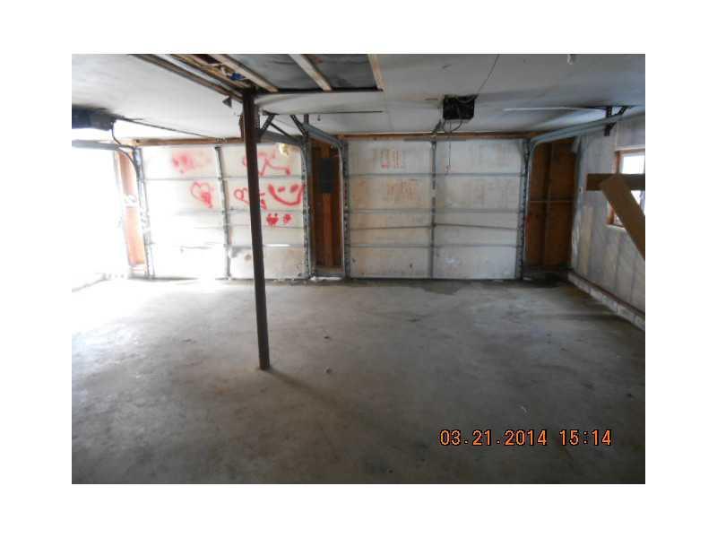 689 Cape Road Limington, ME 04049 - Photo 15 of 18 Garage.