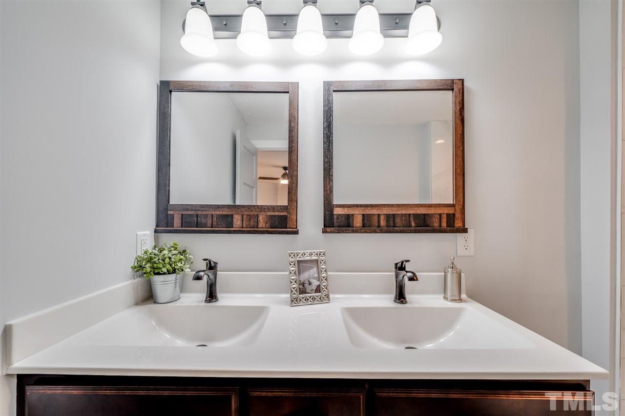 328 Summit Avenue Raleigh, NC 27603 - Photo 14 of 28