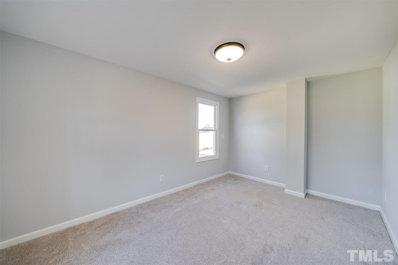 328 Summit Avenue Raleigh, NC 27603 - Photo 16 of 28