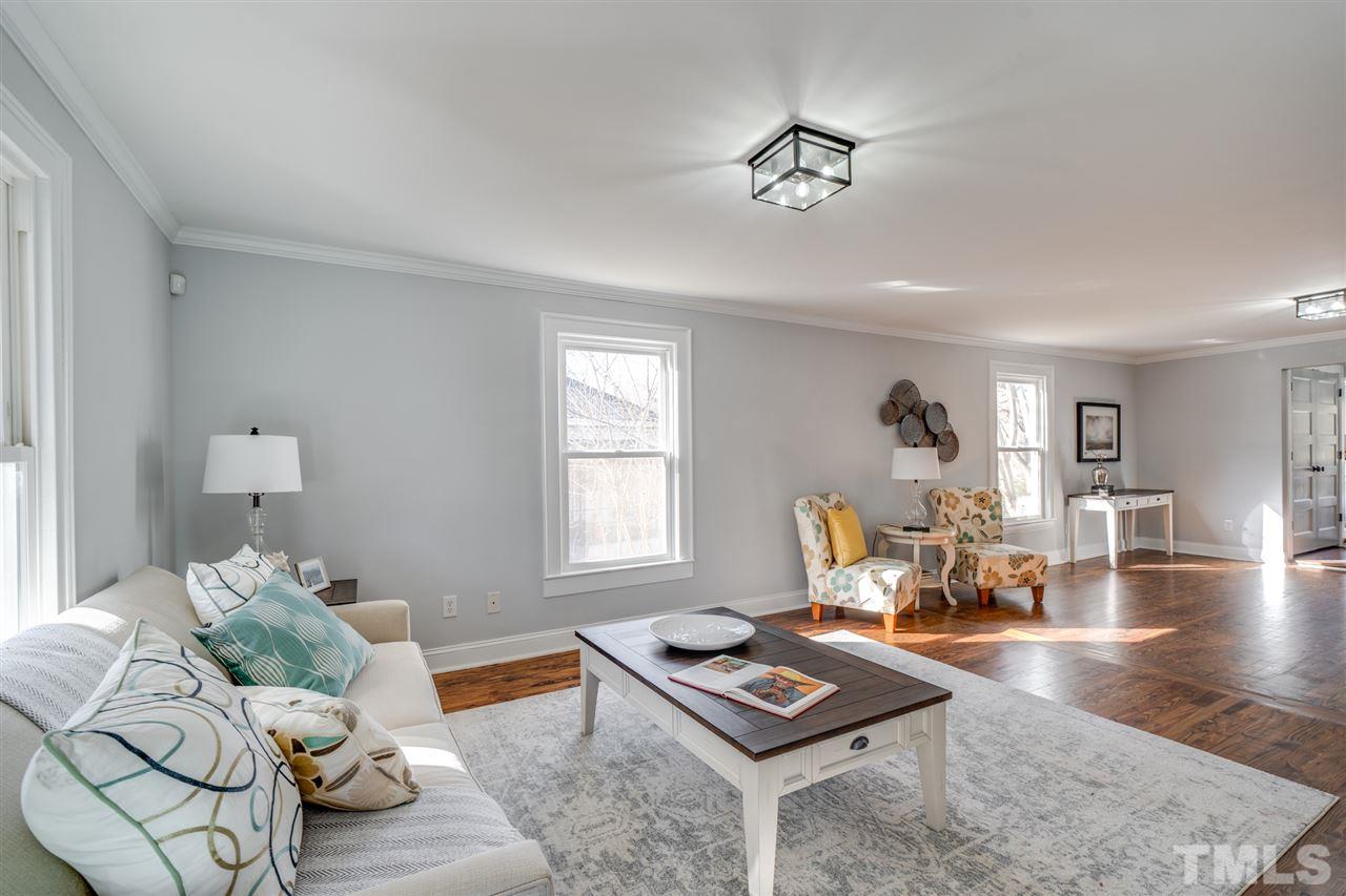 328 Summit Avenue Raleigh, NC 27603 - Photo 4 of 28