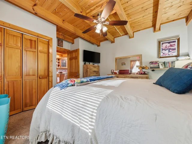 $549,900 | 727 Sunrise Boulevard, Sevierville, TN 37862