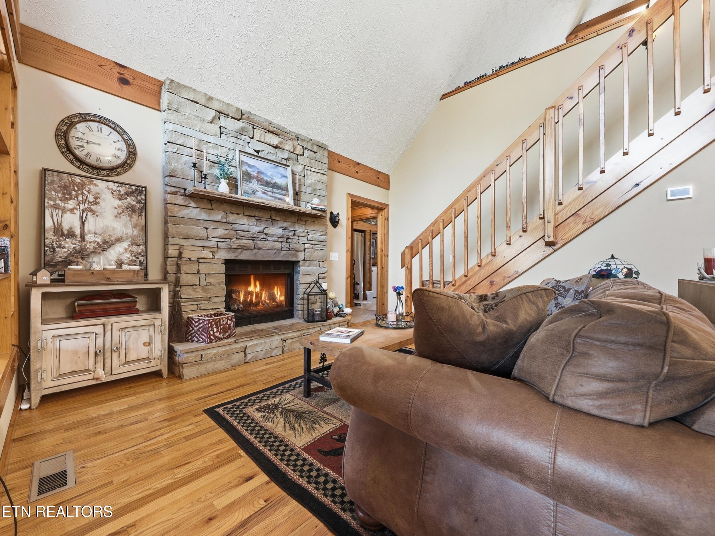 727 Sunrise Boulevard Sevierville, TN 37862 - Photo 4 of 29 4_img_5031