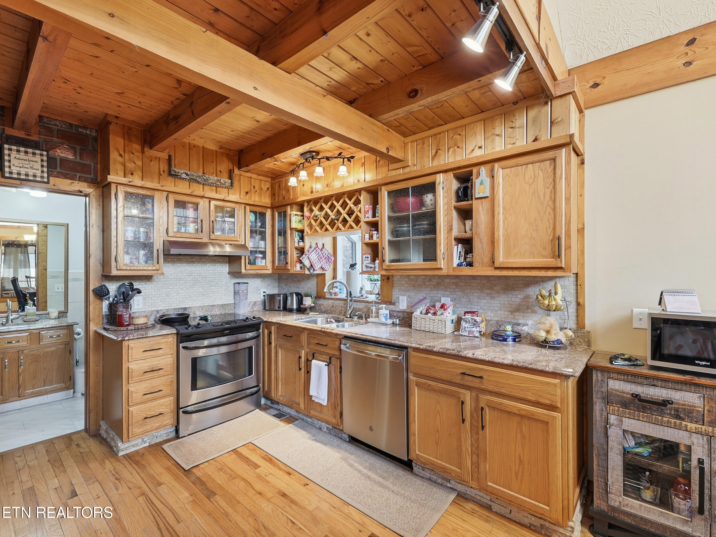 727 Sunrise Boulevard Sevierville, TN 37862 - Photo 10 of 29 10_img_5051