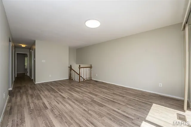 $274,900 | 2237 Ole Castle Court, Chesterfield, MO 63017