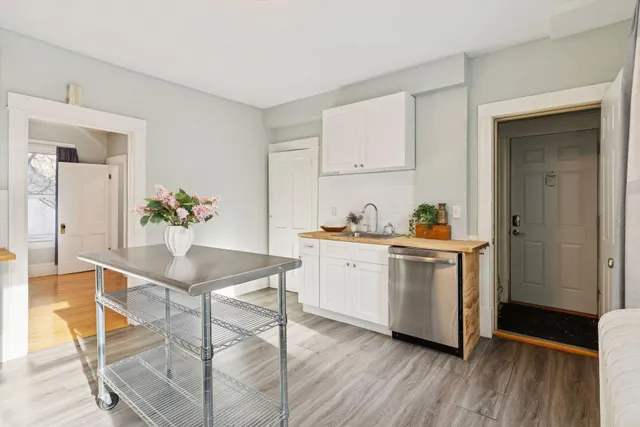 $349,900 | 2805 28th Avenue South, Minneapolis, MN 55406