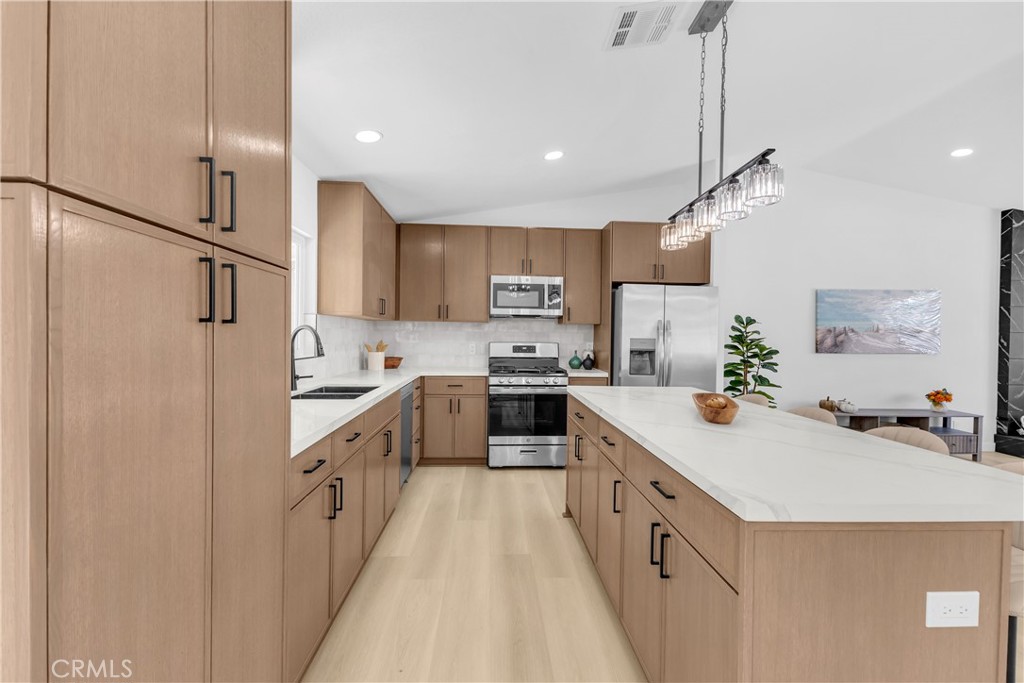 9740 Capiland Road Desert Hot Springs, CA 92240 - Photo 11 of 60