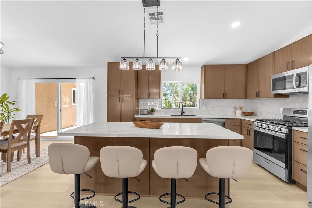 9740 Capiland Road Desert Hot Springs, CA 92240 - Photo 8 of 59