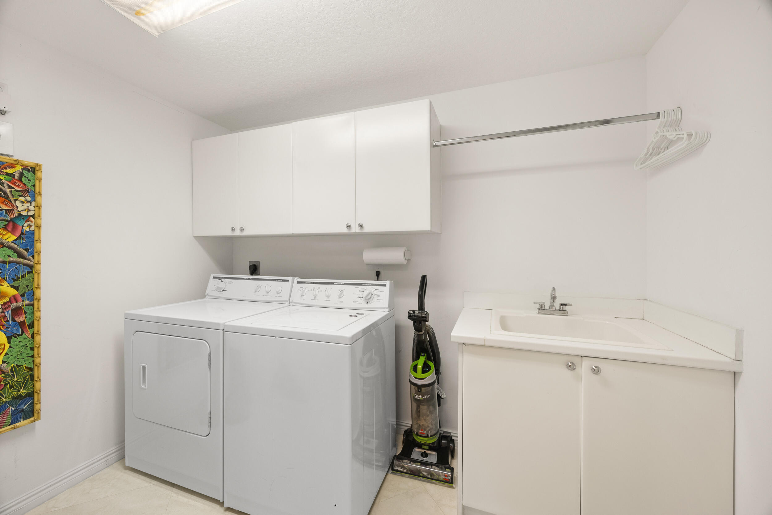 700 Ocean Royale, Unit 601 Juno Beach, FL 33408 - Photo 36 of 56 Laundry room w/sink