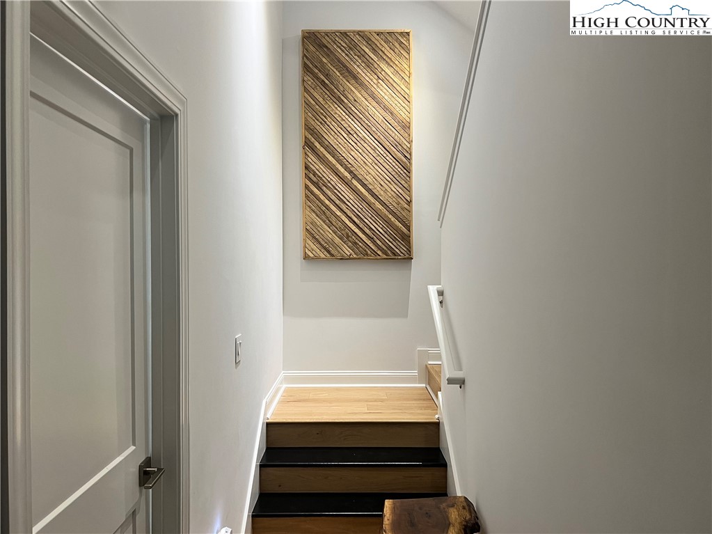 1701 Wildcat Road Deep Gap, NC 28618 - Photo 23 of 32 a view of entryway