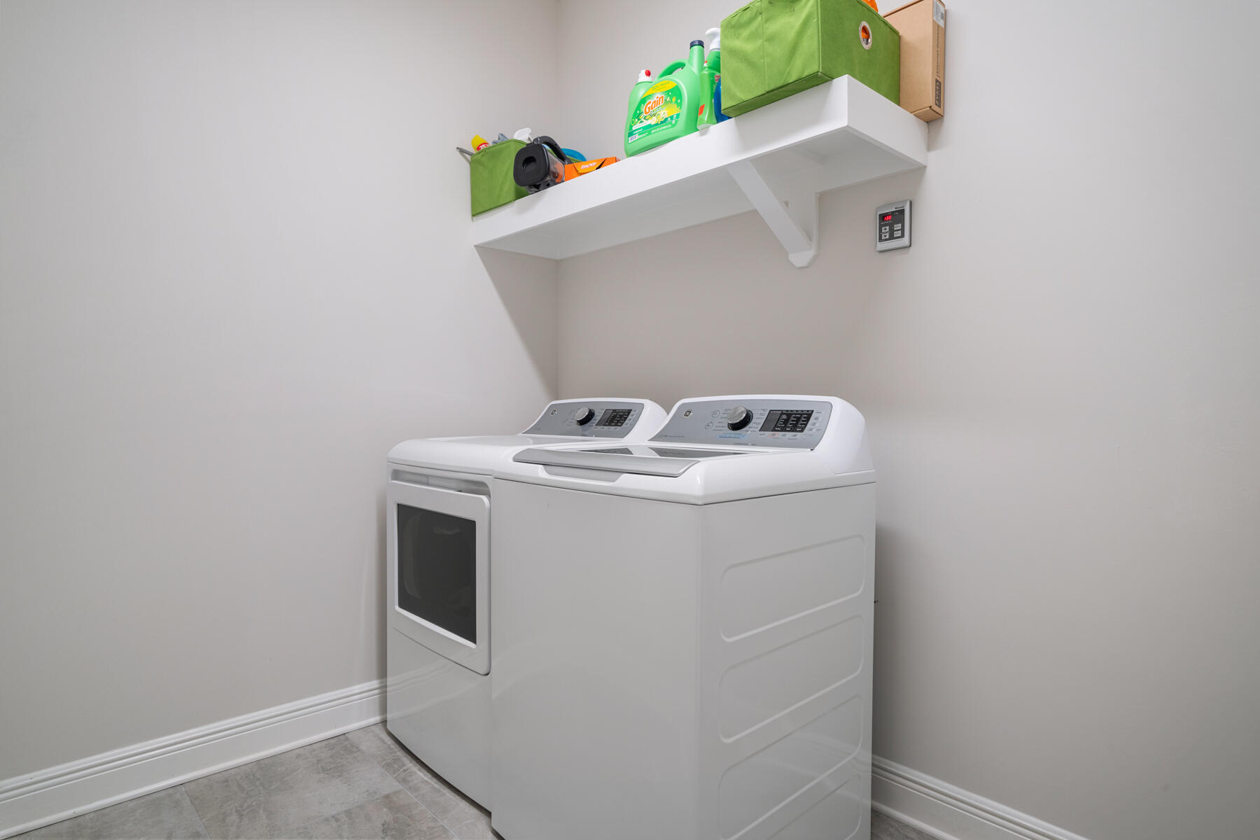 301 Mill Pond Cove Freeport, FL 32439 - Photo 43 of 55 a utility room with dryer and washer