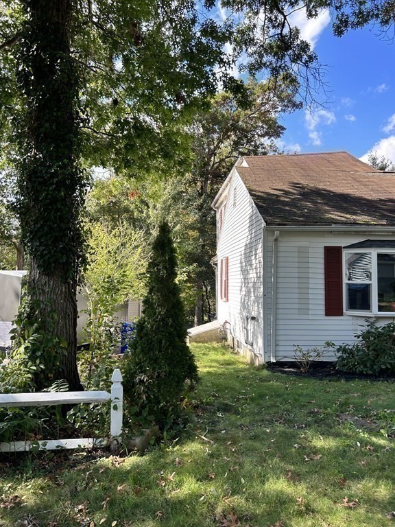 32 Edgewood Road Holbrook, MA 02343 - Photo 17 of 28