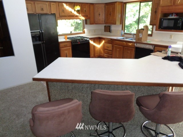 7029 Foothill Loop Southwest Olympia, WA 98512 - Photo 3 of 16 Gallery Image 3