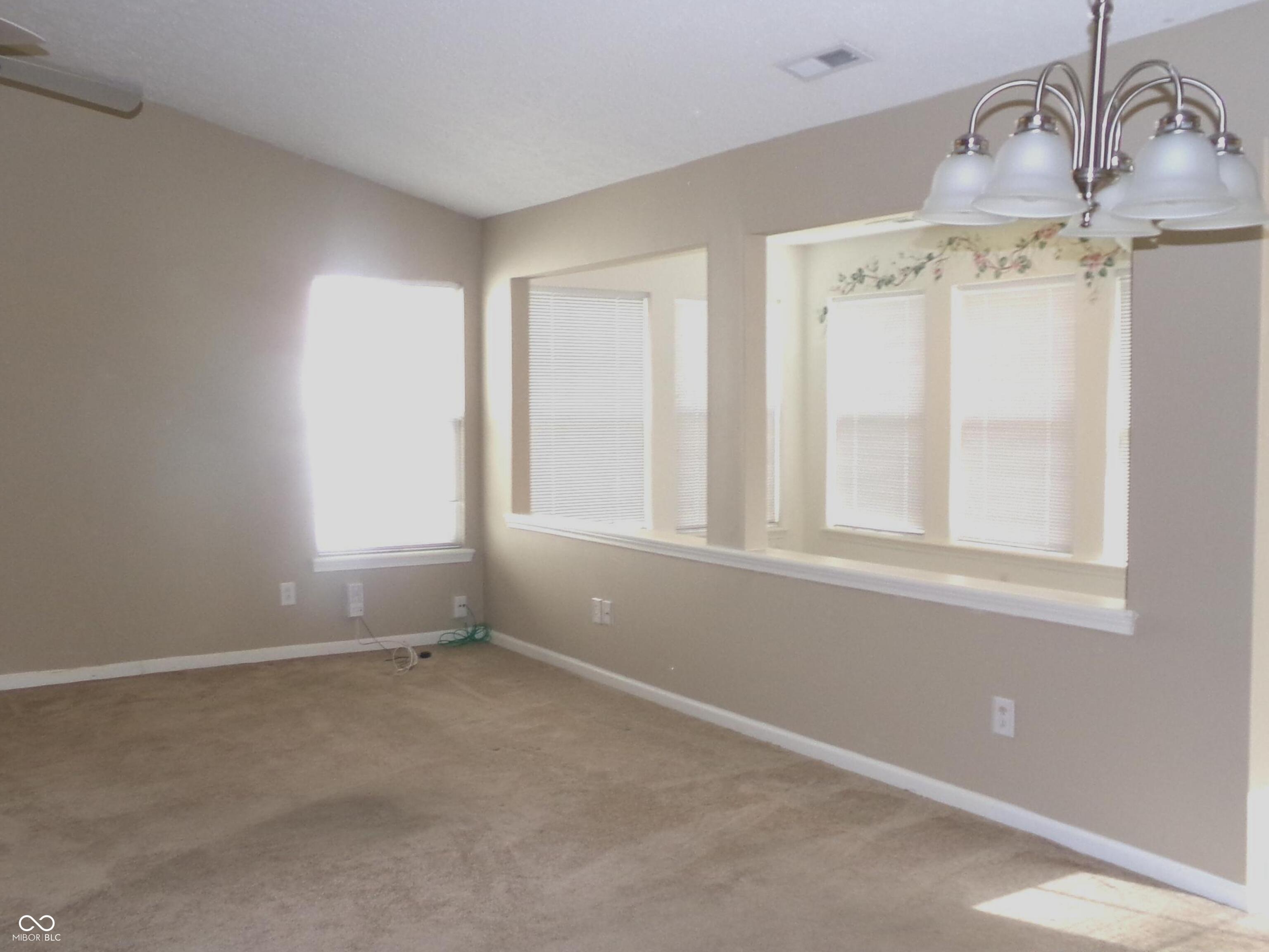 7451 Oak Knoll Drive Indianapolis, IN 46217 - Photo 30 of 50 Gallery Image 30