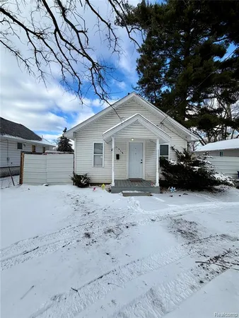 $38,500 | 1310 Alvord Avenue, Flint, MI 48507