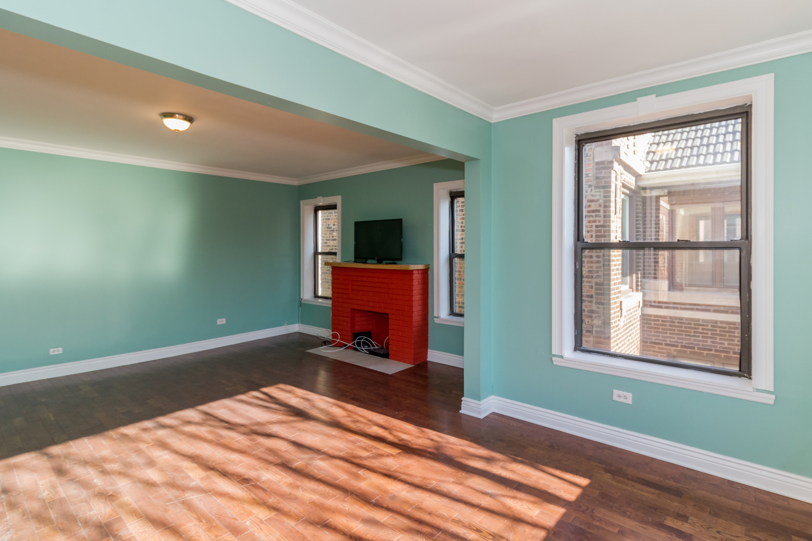 6735 South Ridgeland Avenue, Unit 3S Chicago, IL 60649 - Photo 5 of 22