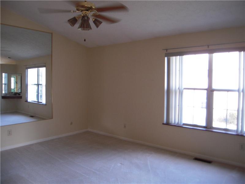 853 Sable Ridge Drive Greenwood, IN 46142 - Photo 13 of 21 Gallery Image 13