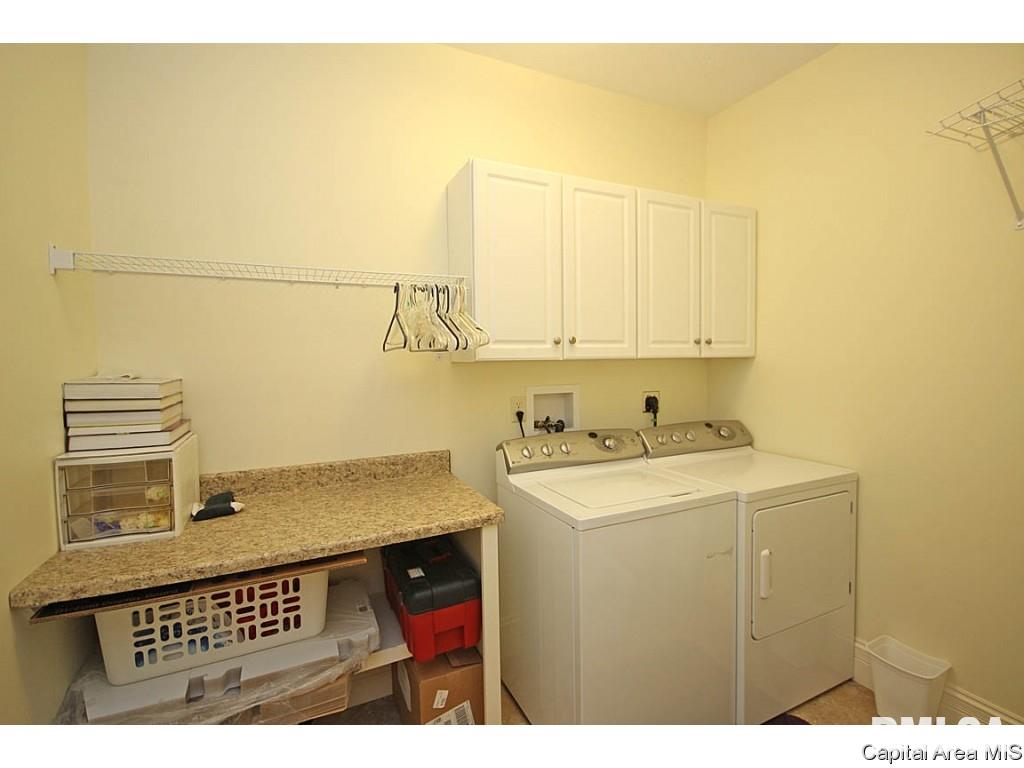 203 Cumberland Drive Rochester, IL 62563 - Photo 21 of 31 Gallery Image 21
