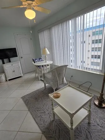 $2,400 | 2960 59th Street South, Unit 505, Gulfport, FL 33707