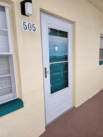 $2,400 | 2960 59th Street South, Unit 505, Gulfport, FL 33707