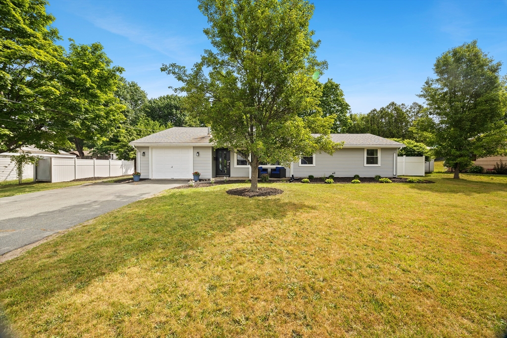 57 Gary Road Brockton, MA 02302 - Photo 2 of 18