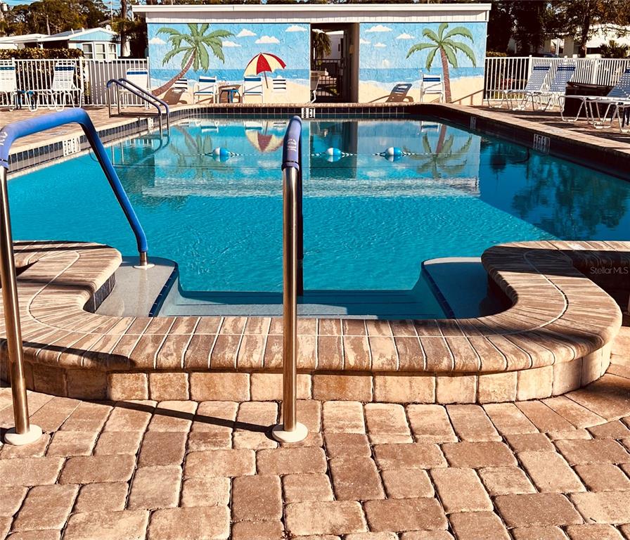 72 4th Avenue, Unit 72 Venice, FL 34285 - Photo 28 of 29 a view of outdoor seating