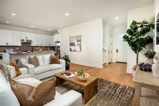 $1,550,000 | 18021 Roch Court, Fountain Valley, CA 92708