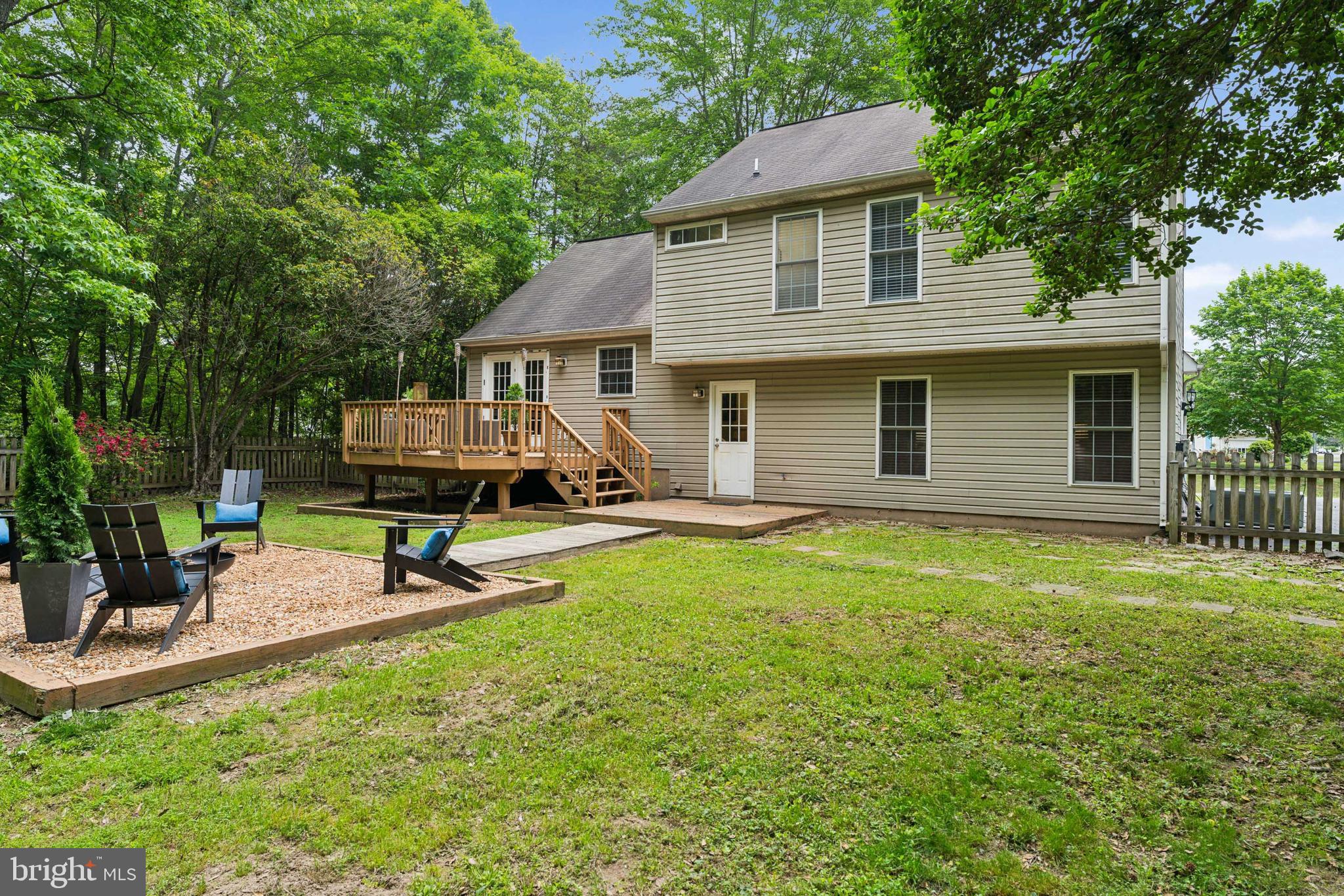 2513 Pittston Road Fredericksburg, VA 22408 - Photo 22 of 28 Large fully fenced rear yard