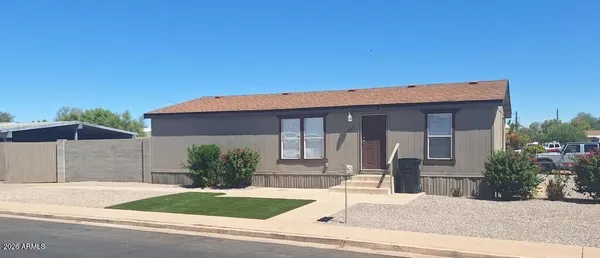 $1,675 | 249 South Winterhaven, Mesa, AZ 85204