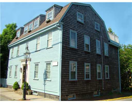 Exterior Front. Robert Brattle House Circa 1750.