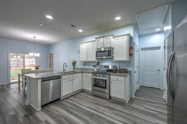 $325,000 | 612 Wayton Circle, Moncks Corner, SC 29461