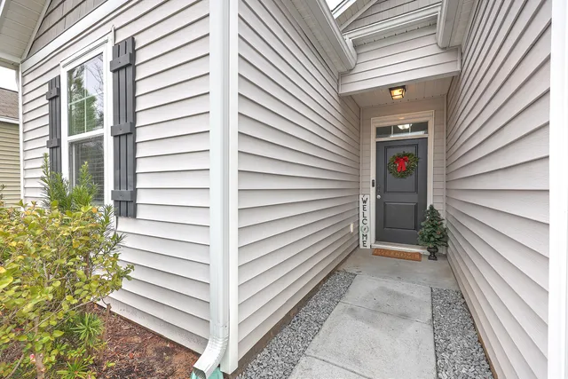 $325,000 | 612 Wayton Circle, Moncks Corner, SC 29461