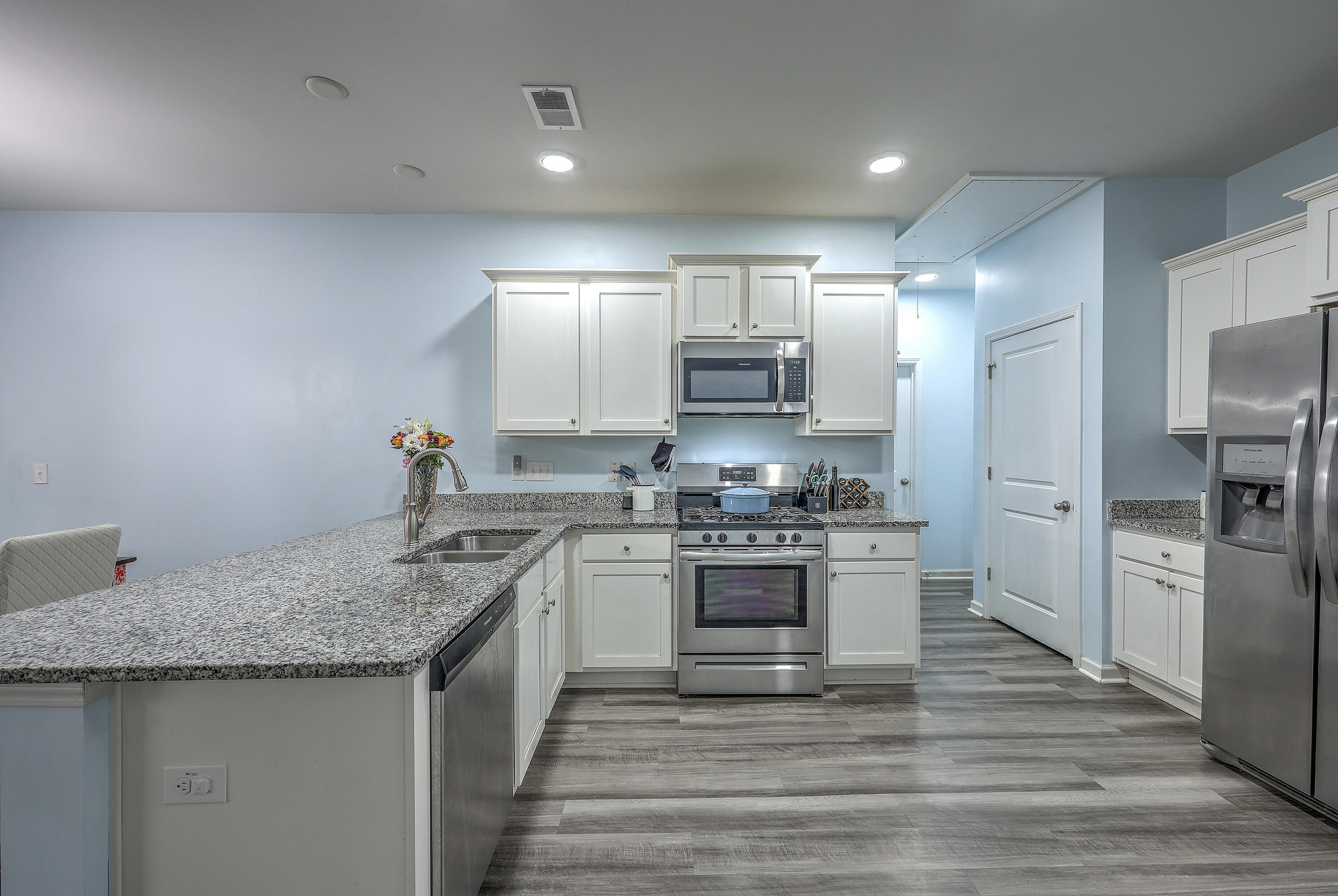 612 Wayton Circle Moncks Corner, SC 29461 - Photo 10 of 29 IMG_2467