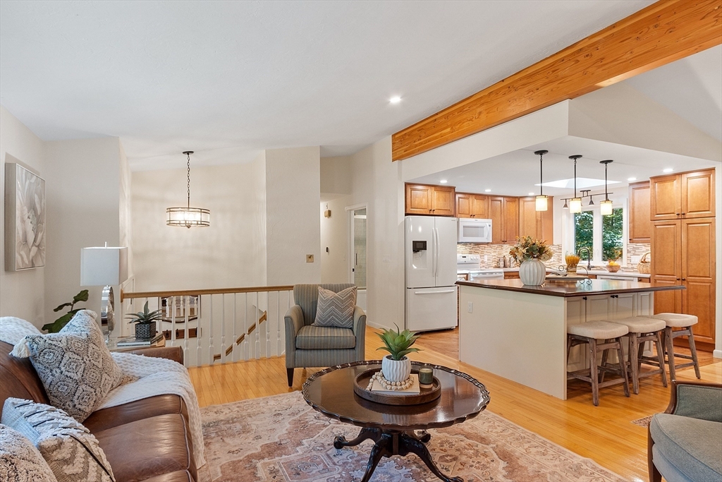 23 Valentine Road Northborough, MA 01532 - Photo 8 of 39 Gallery Image 8