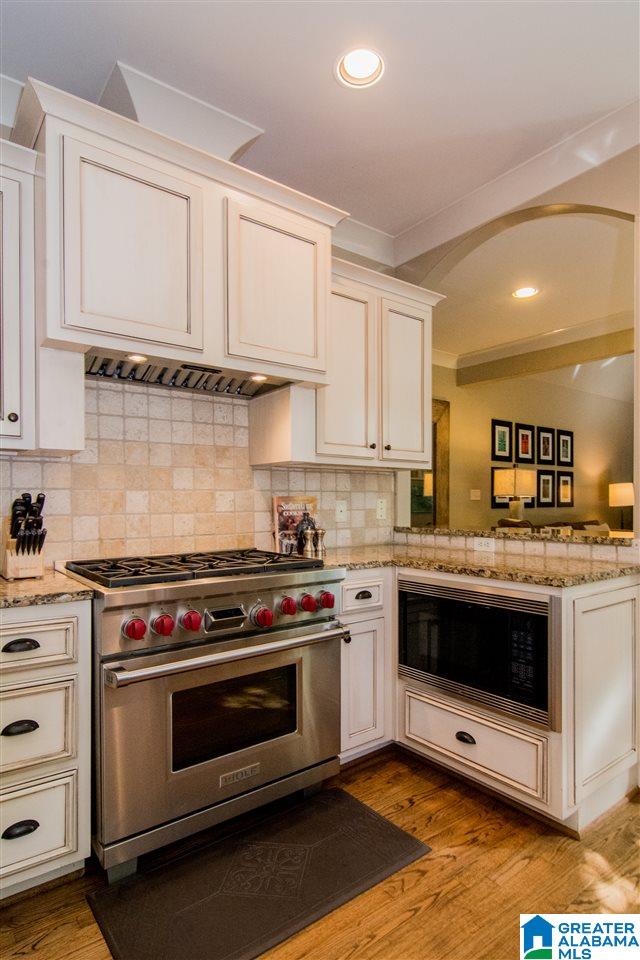402 Devon Drive Birmingham, AL 35209 - Photo 14 of 48