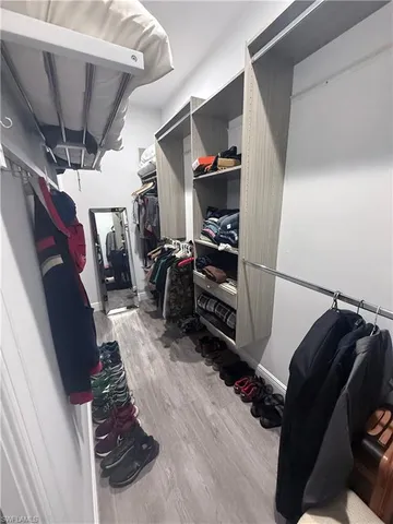 $5,250 | 1021 10th Avenue Northeast, Naples, FL 34120