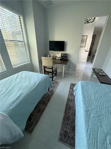 $5,250 | 1021 10th Avenue Northeast, Naples, FL 34120