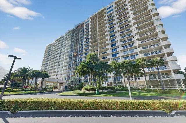 $8,000 | 4301 North Ocean Boulevard, Unit 1206, Boca Raton, FL 33431