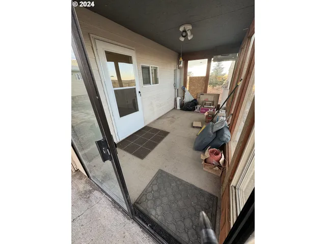 $340,000 | 91566 Sink Lane, Christmas Valley, OR 97641