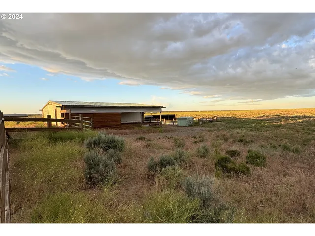 $340,000 | 91566 Sink Lane, Christmas Valley, OR 97641