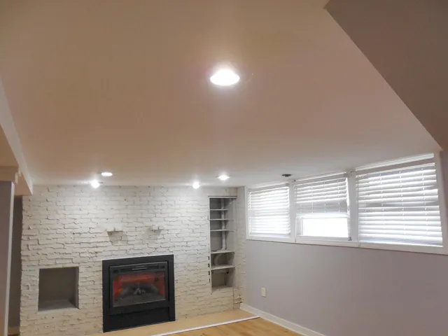 $344,900 | 605 Pierce Avenue, Dyer, IN 46311