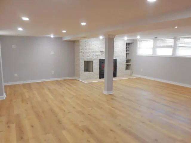 $344,900 | 605 Pierce Avenue, Dyer, IN 46311