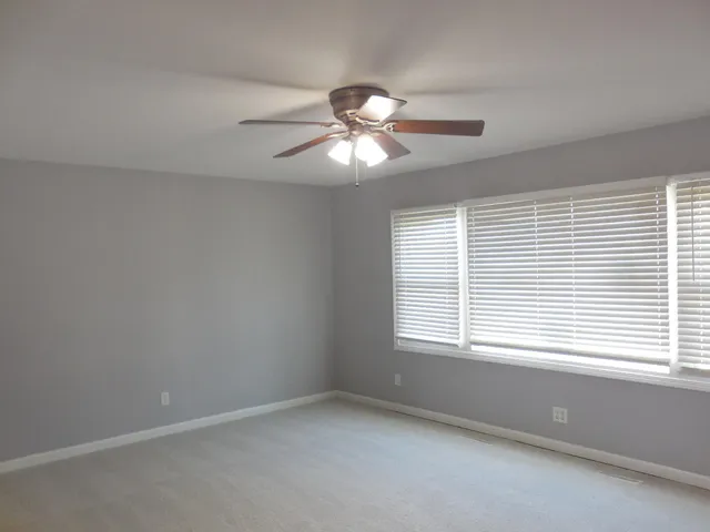 $344,900 | 605 Pierce Avenue, Dyer, IN 46311