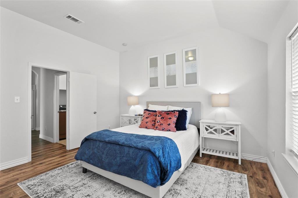 5961 Cheyenne Way Frisco, TX 75034 - Photo 20 of 33 Room featuring wood-finish flooring, white walls, and a recessed ceiling light