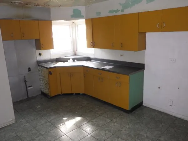 $125,000 | 9136 South Union Avenue, Chicago, IL 60620