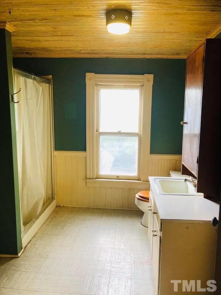 304 North Main Street Roxboro, NC 27573 - Photo 20 of 30
