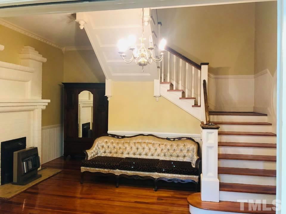 304 North Main Street Roxboro, NC 27573 - Photo 4 of 30