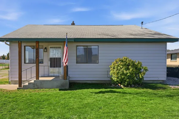 $360,000 | 4525 North Farr Road, Spokane, WA 99206