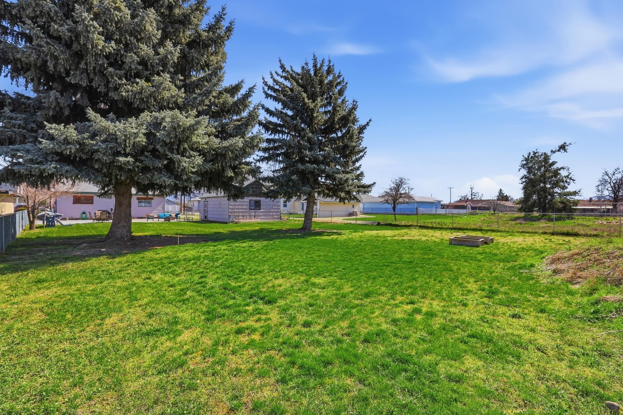 4525 North Farr Road Spokane, WA 99206 - Photo 26 of 42