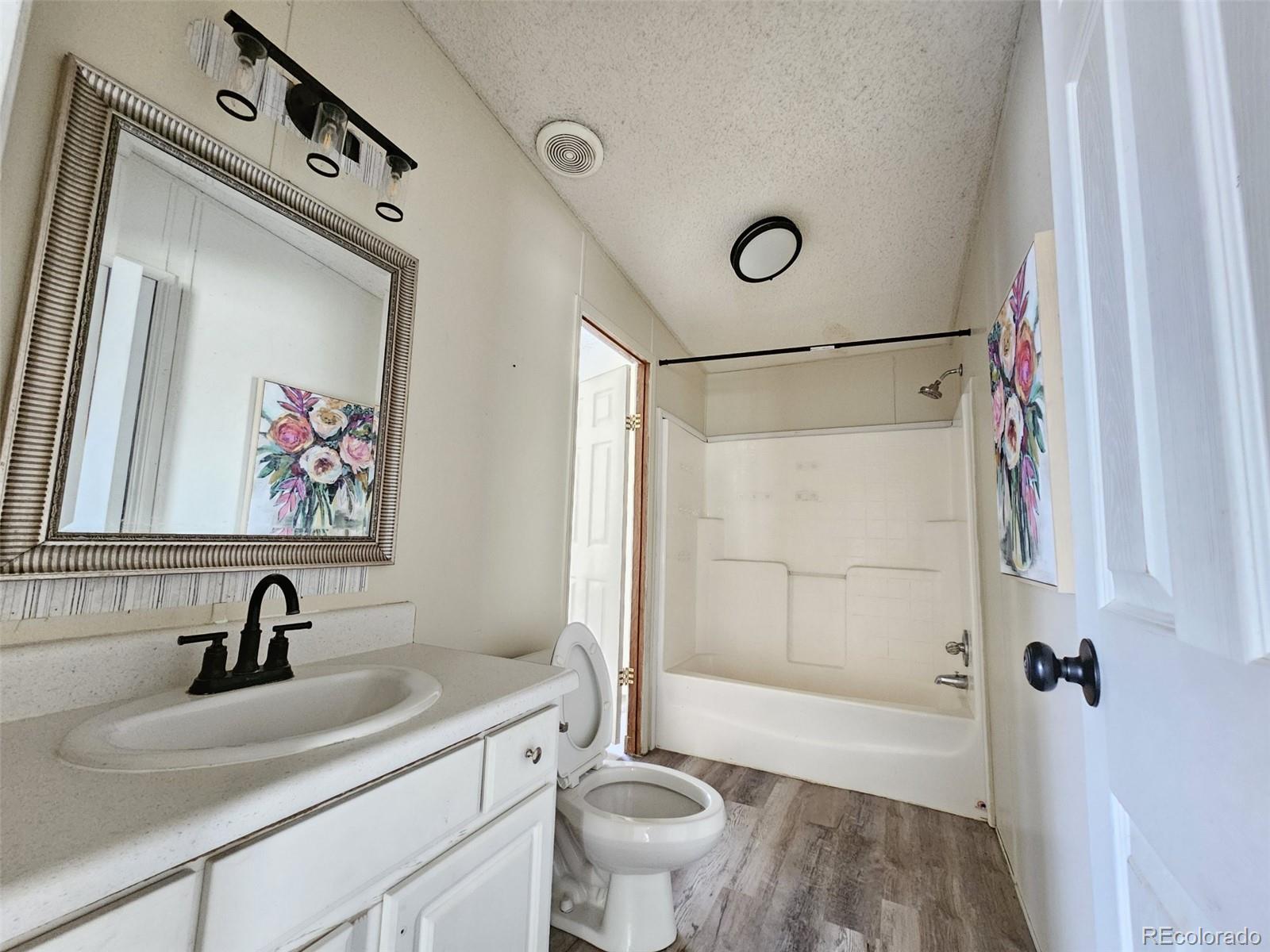 1659 County Rd W 7 Orchard, CO 80649 - Photo 19 of 38